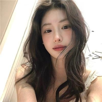 橙色女孩